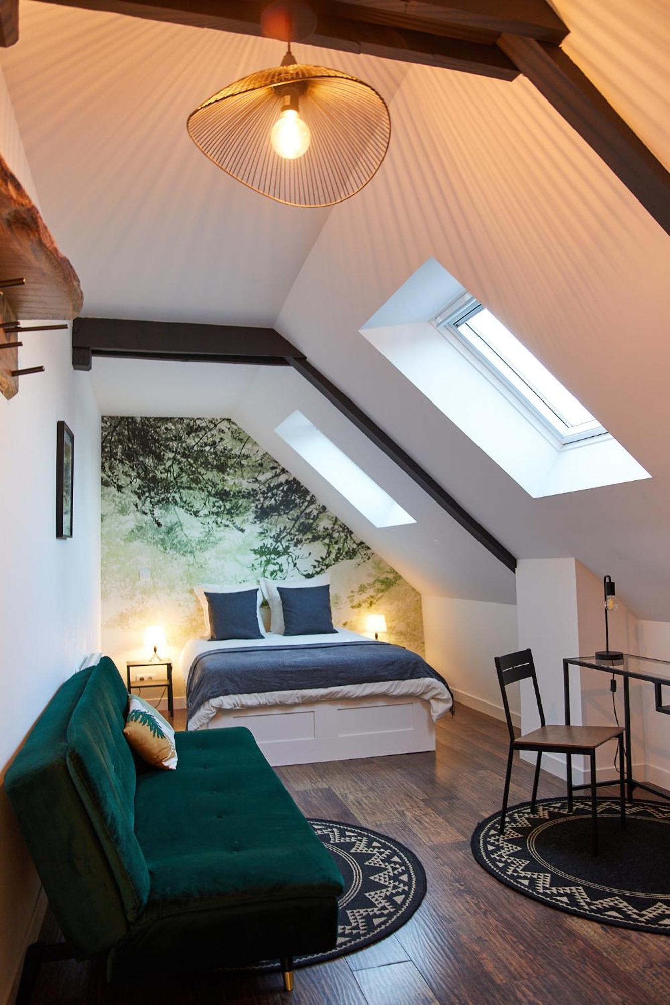 Bed and Breakfast La Breizhidence Комбур Екстер'єр фото